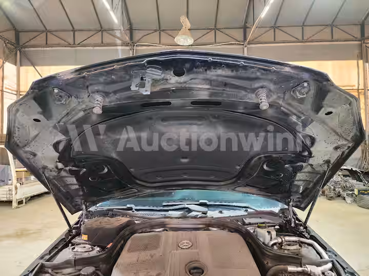 Mercedes Benz E Class 2015 — 11