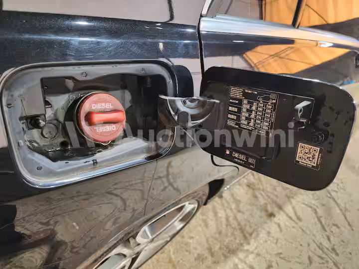 Mercedes Benz E Class 2015 — 23
