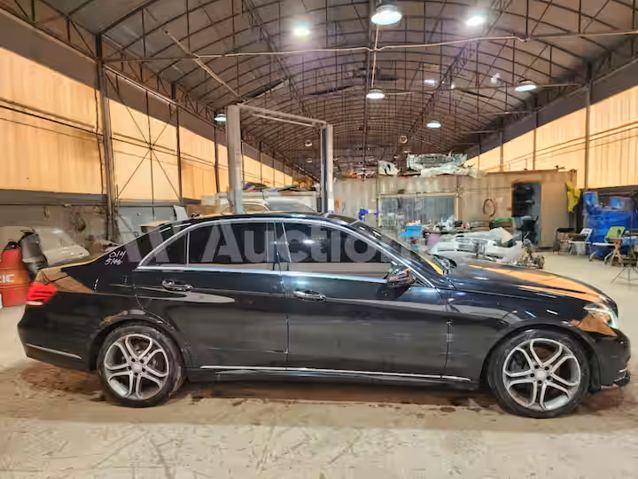 Mercedes Benz E Class 2015 — 5