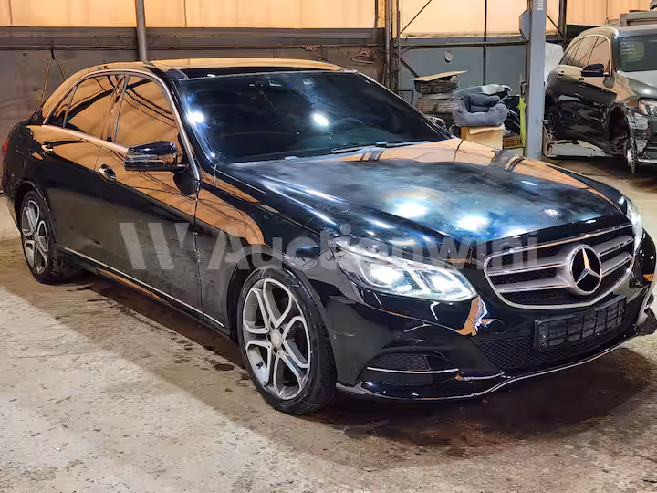Mercedes Benz E Class 2015 — 6
