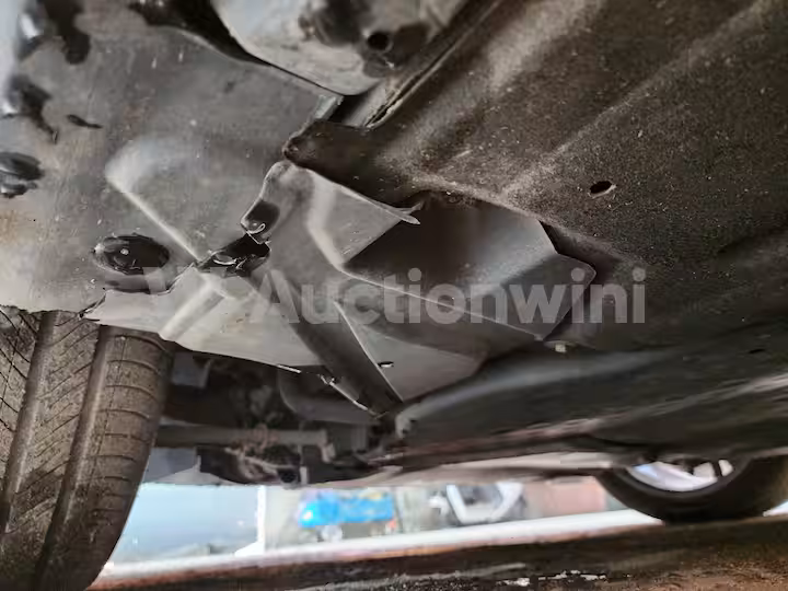 Mercedes Benz E Class 2015 — 52
