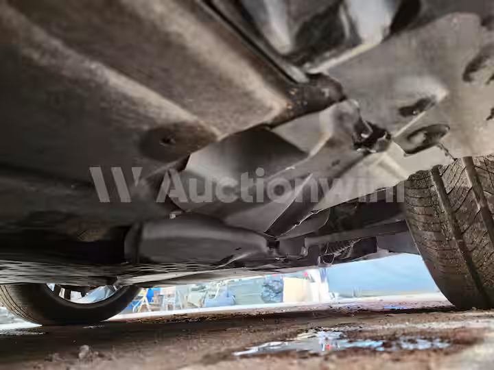Mercedes Benz E Class 2015 — 56