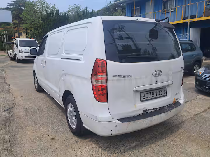 Hyundai Starex 2012 — 3