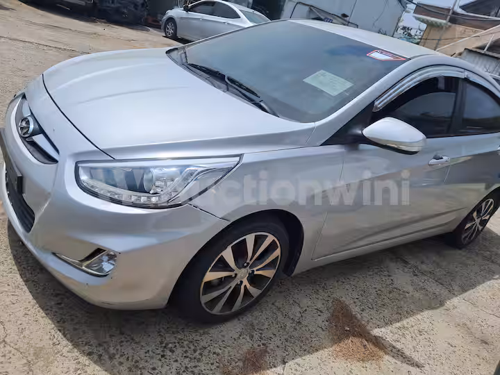 Hyundai Accent 2014 — 2