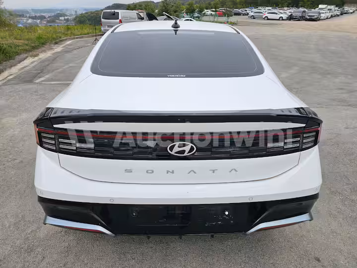Hyundai Sonata 2024 — 5