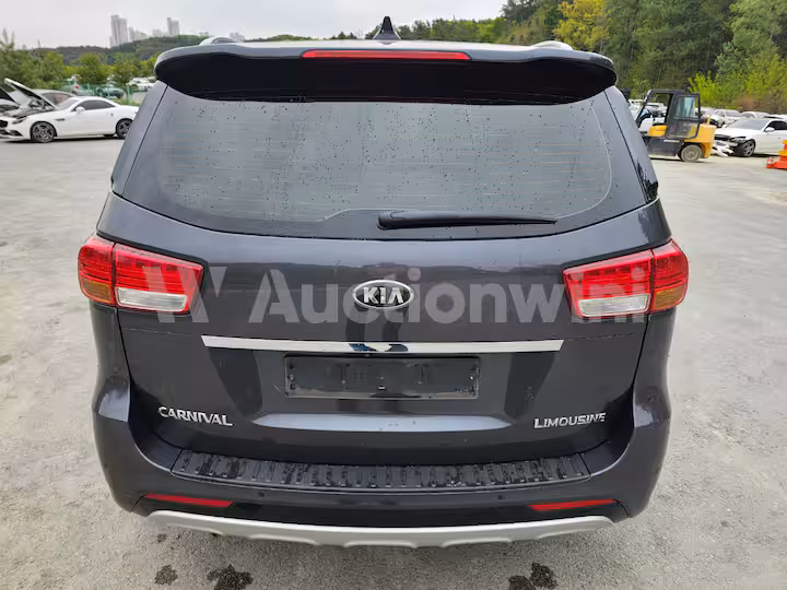 Kia Carnival 2016 — 5