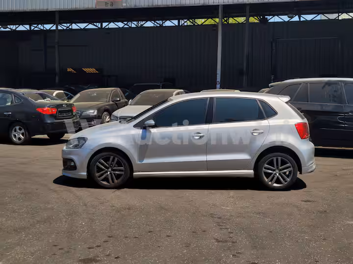 Volkswagen Polo 2015 — 3