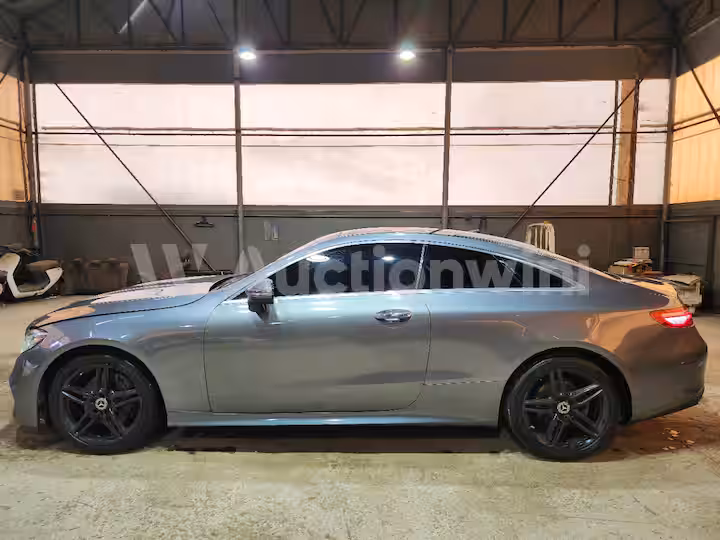 Mercedes Benz E Class 2017 — 2
