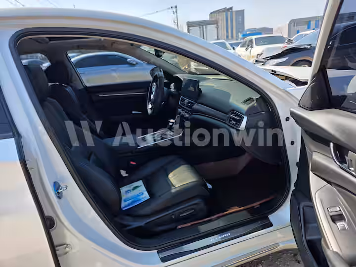 Honda Accord 10th Gen 2018 — 4