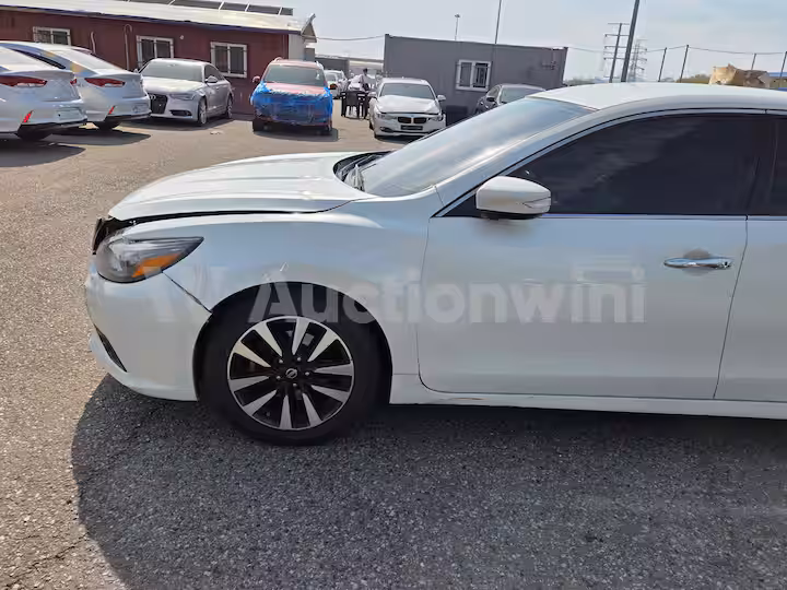 Nissan Altima 2018 — 3