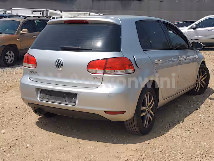 Volkswagen Golf 2011 — 5