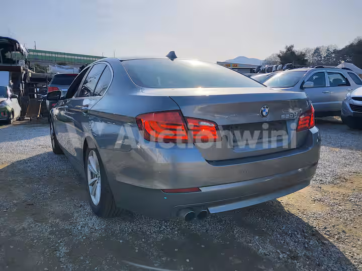 BMW 5 Series 2011 — 4