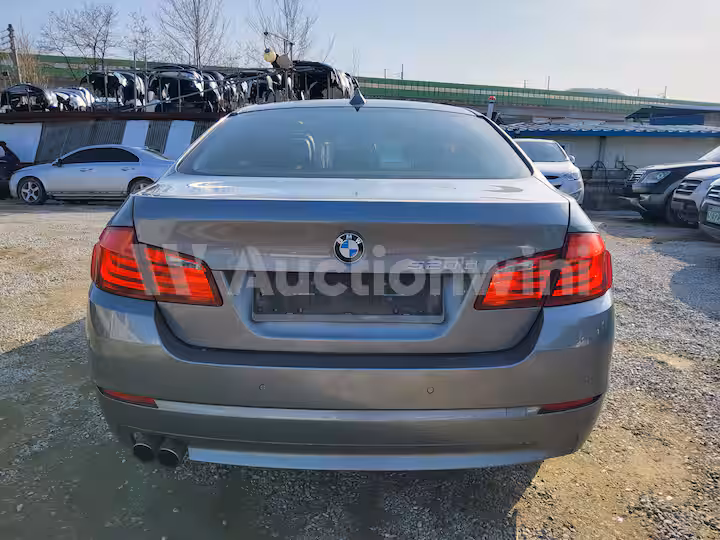 BMW 5 Series 2011 — 5