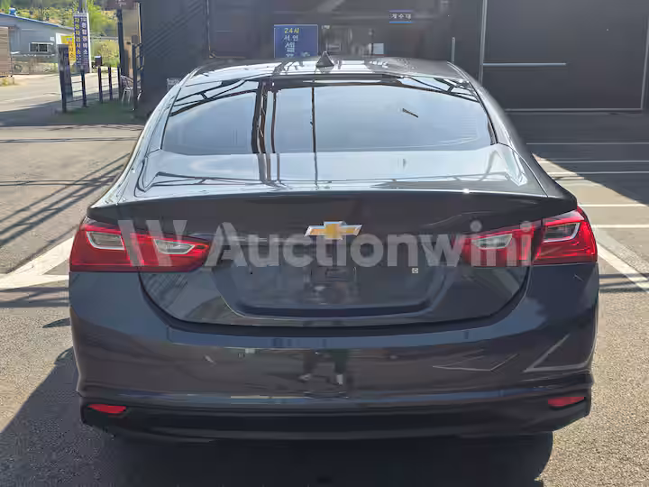 Chevrolet Malibu 2017 — 5