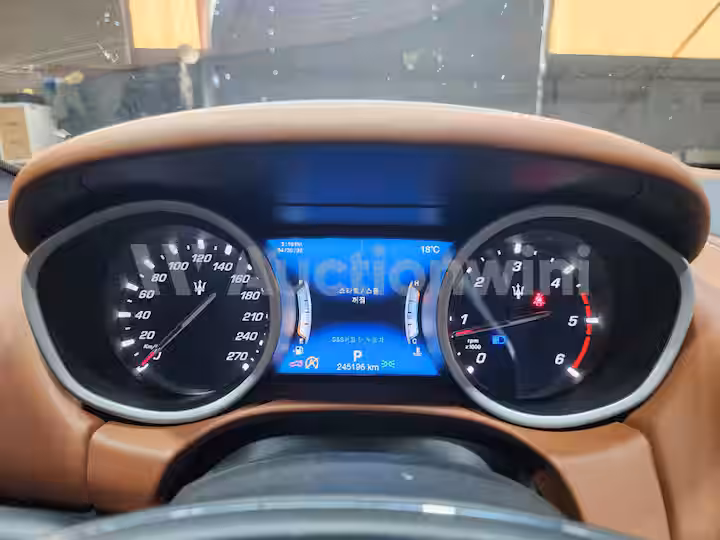 Maserati Ghibli 2018 — 40