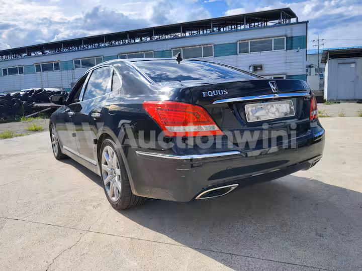 Hyundai Equus 2010 — 4