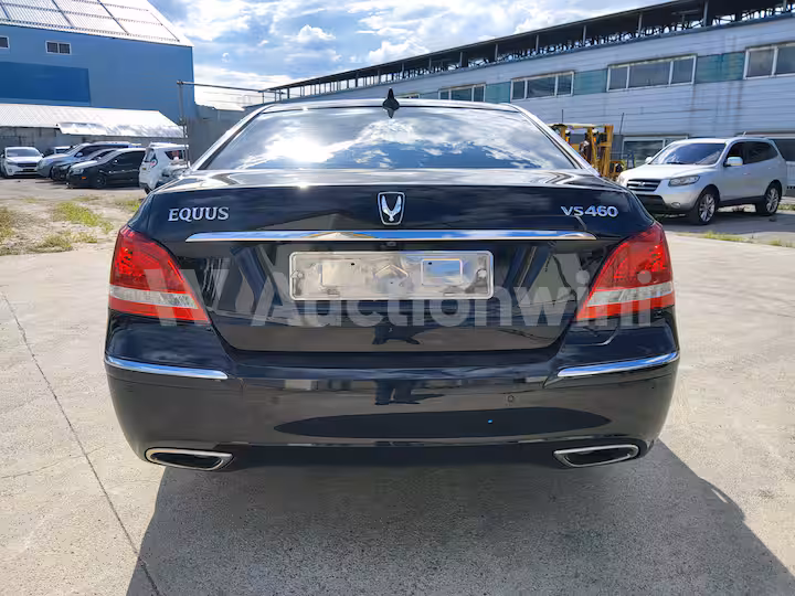 Hyundai Equus 2010 — 5
