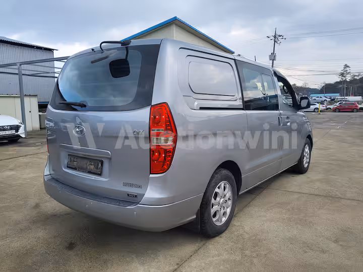 Hyundai Starex 2011 — 5