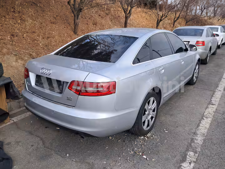 Audi A6 2009 — 5