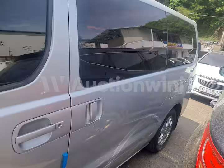 Hyundai Starex 2008 — 3