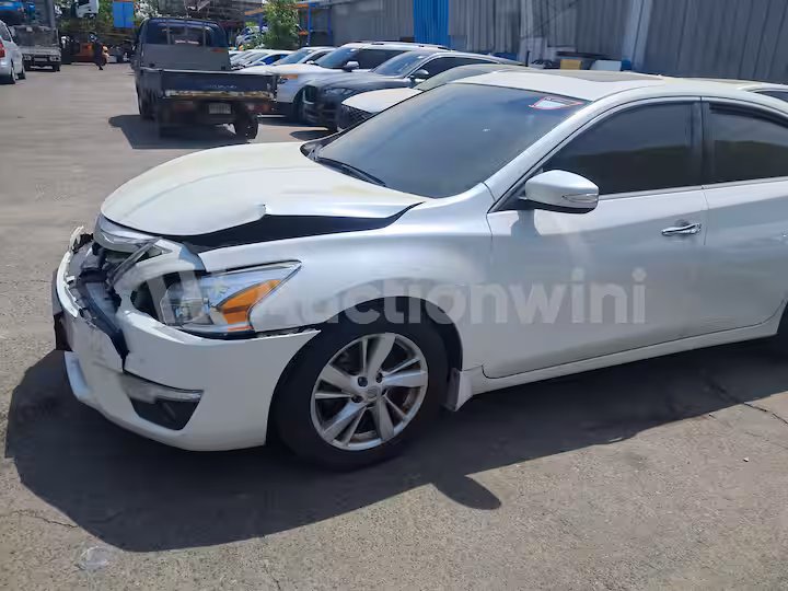 Nissan Altima 2015 — 2