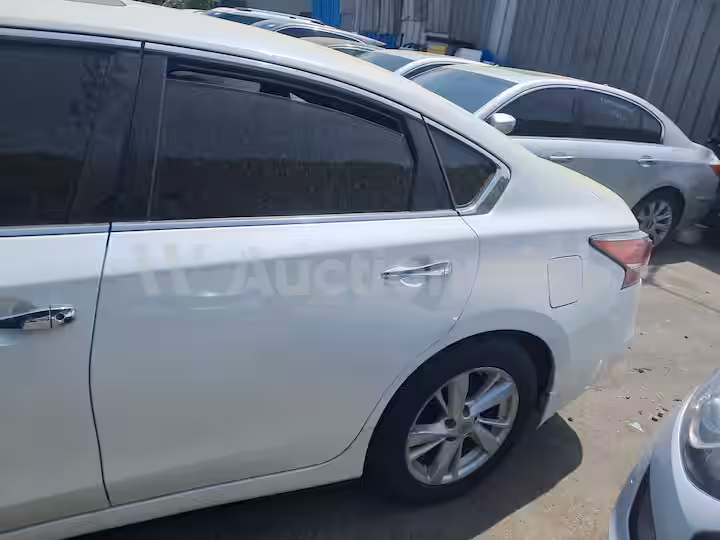 Nissan Altima 2015 — 3