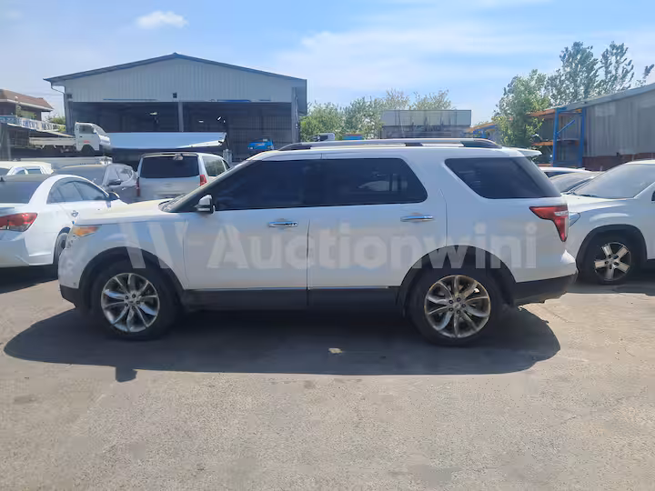 Ford Explorer 2013 — 2