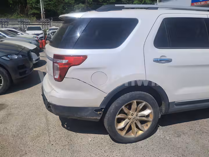 Ford Explorer 2013 — 5