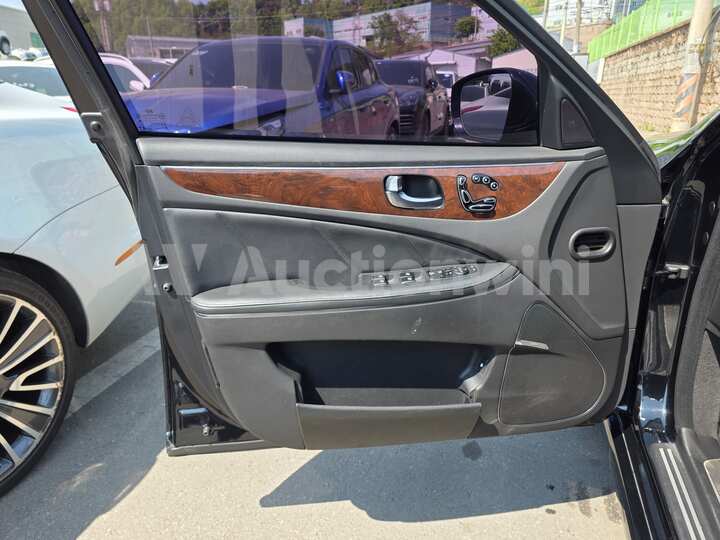Hyundai Equus 2014 — 26