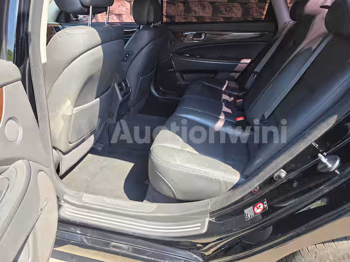 Hyundai Equus 2014 — 38