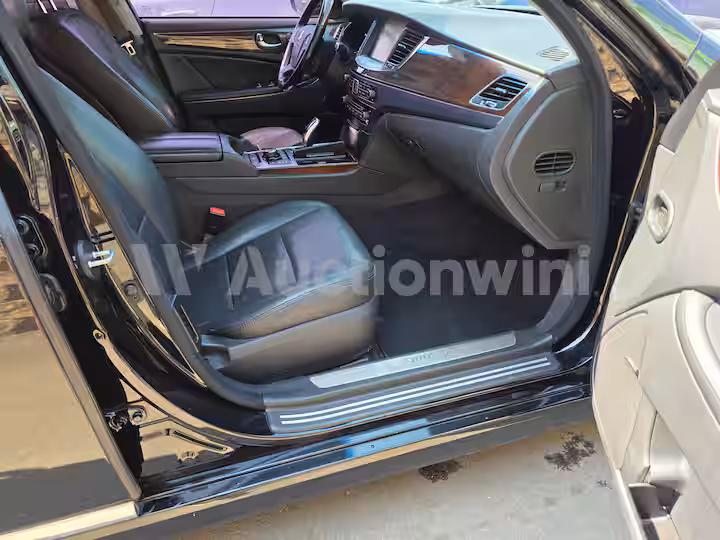 Hyundai Equus 2014 — 48