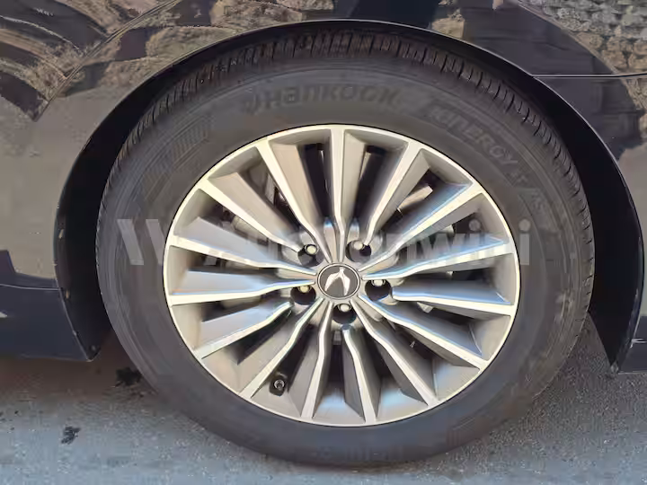 Hyundai Equus 2014 — 53