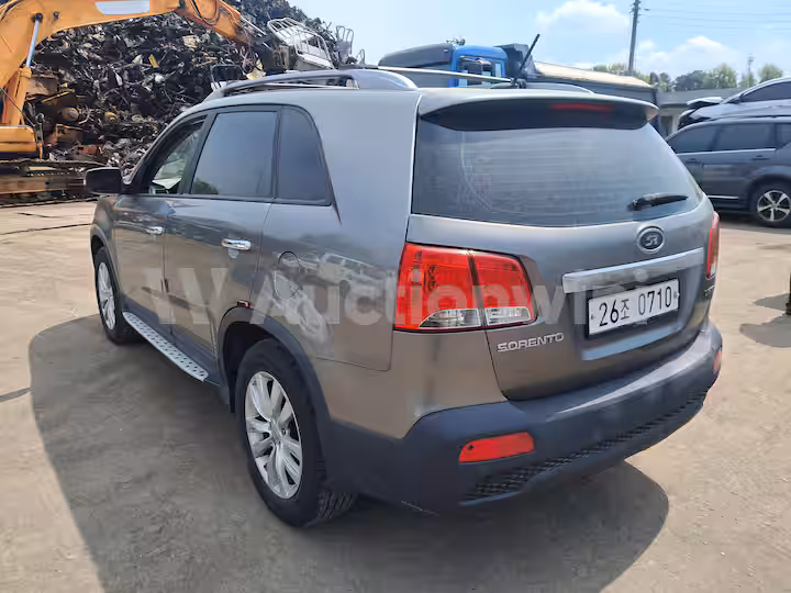 Kia Sorento 2010 — 3
