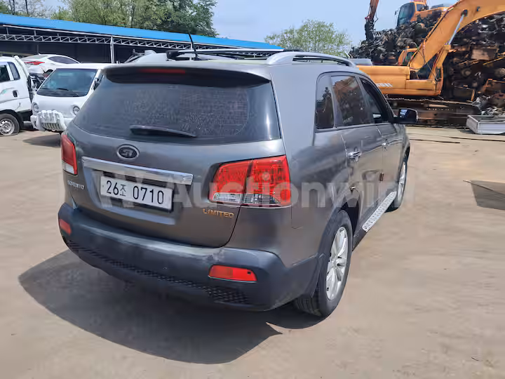 Kia Sorento 2010 — 5