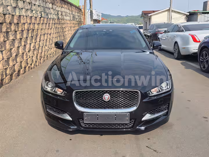 Jaguar XE 2014 — 2