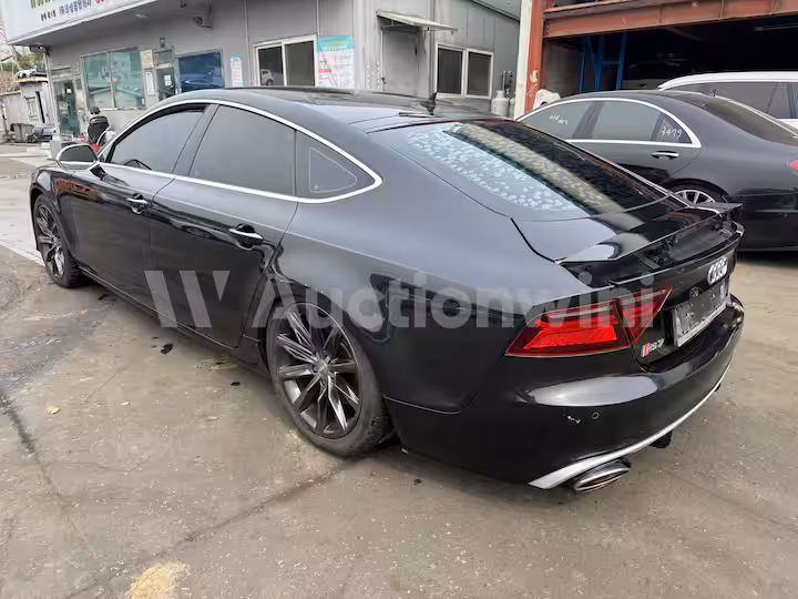 Audi A7 2013 — 4