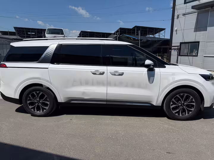 Kia Carnival 2023 — 5