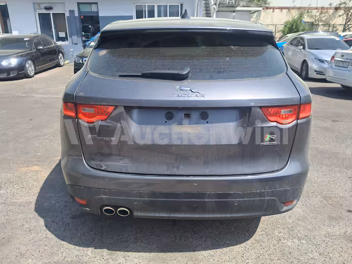 Jaguar F-Pace 2018 — 4