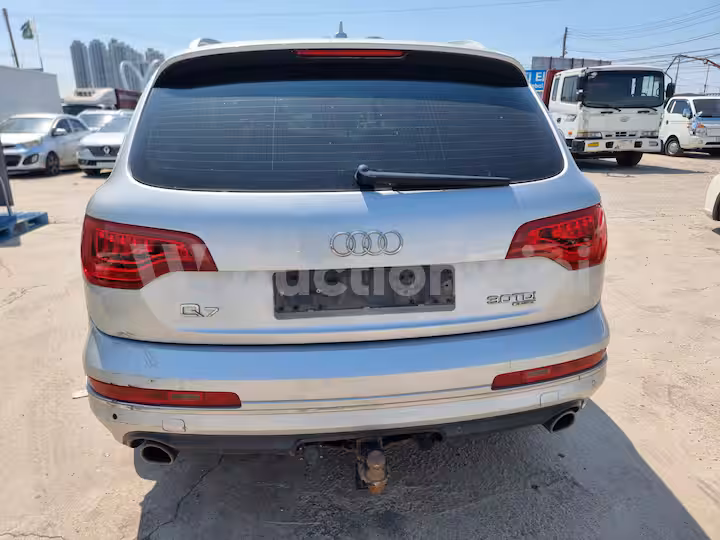 Audi Q7 2014 — 5