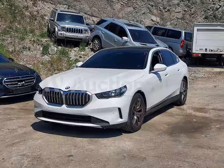 BMW 5 Series 2024 — 2