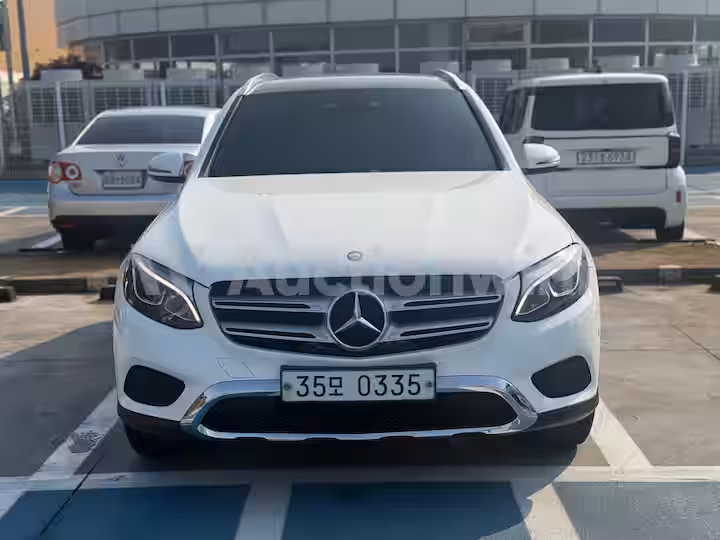 Mercedes Benz GLC Class 2017 — 2