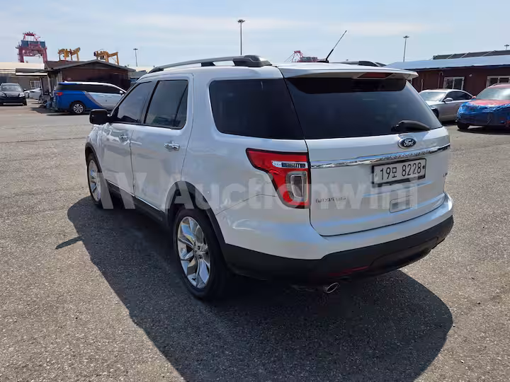 Ford Explorer 2014 — 5