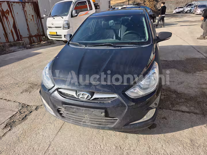 Hyundai Accent 2011 — 2