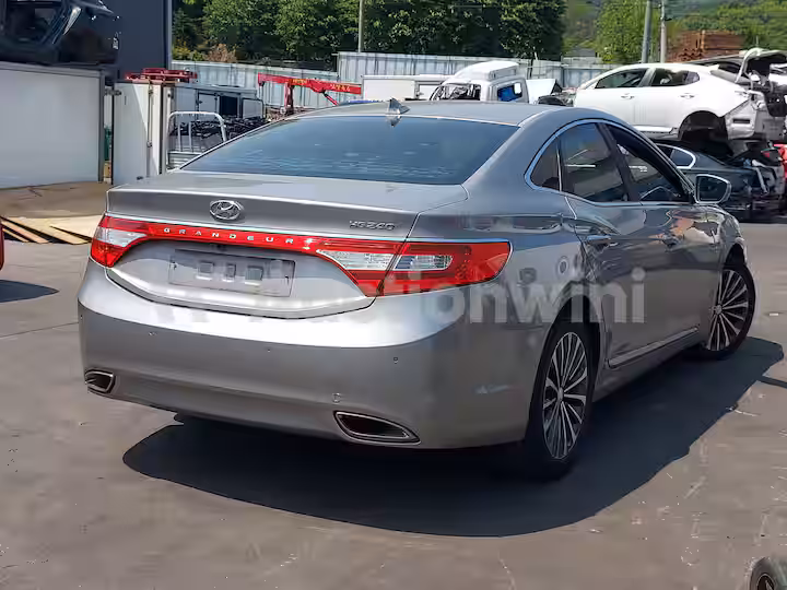 Hyundai Grandeur 2014 — 5