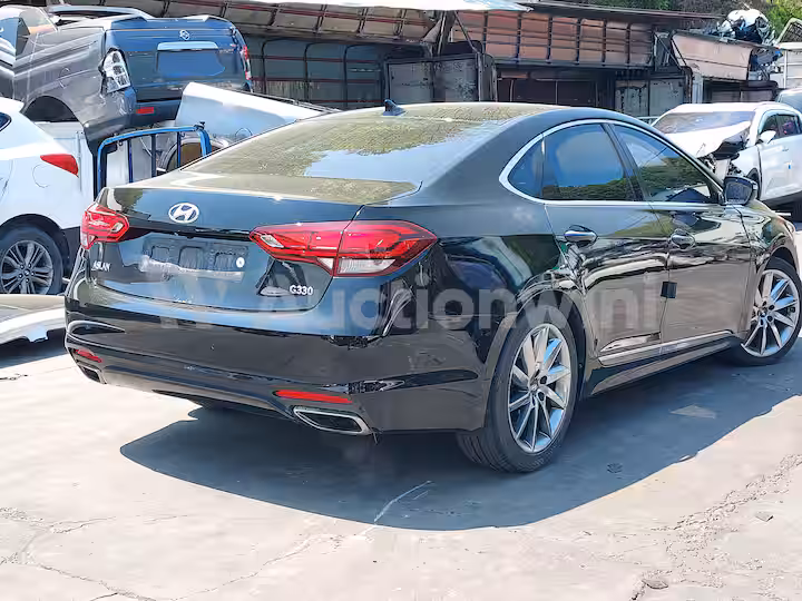 Hyundai Aslan 2016 — 5
