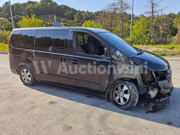 Hyundai Starex 2018 — 3