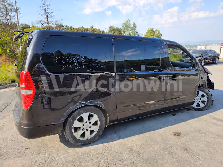 Hyundai Starex 2018 — 4