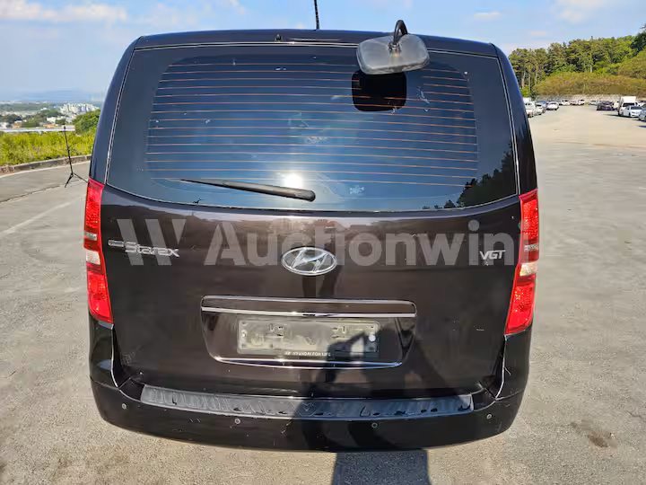 Hyundai Starex 2018 — 5