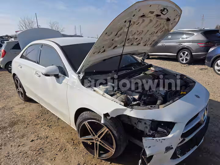 Mercedes Benz A Class 2020 — 2