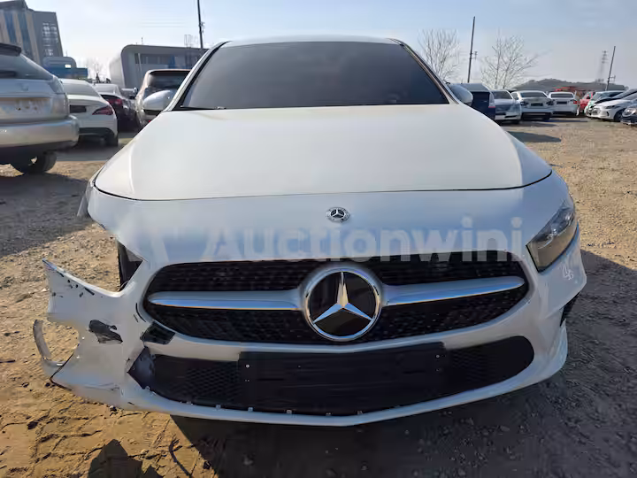 Mercedes Benz A Class 2020 — 23